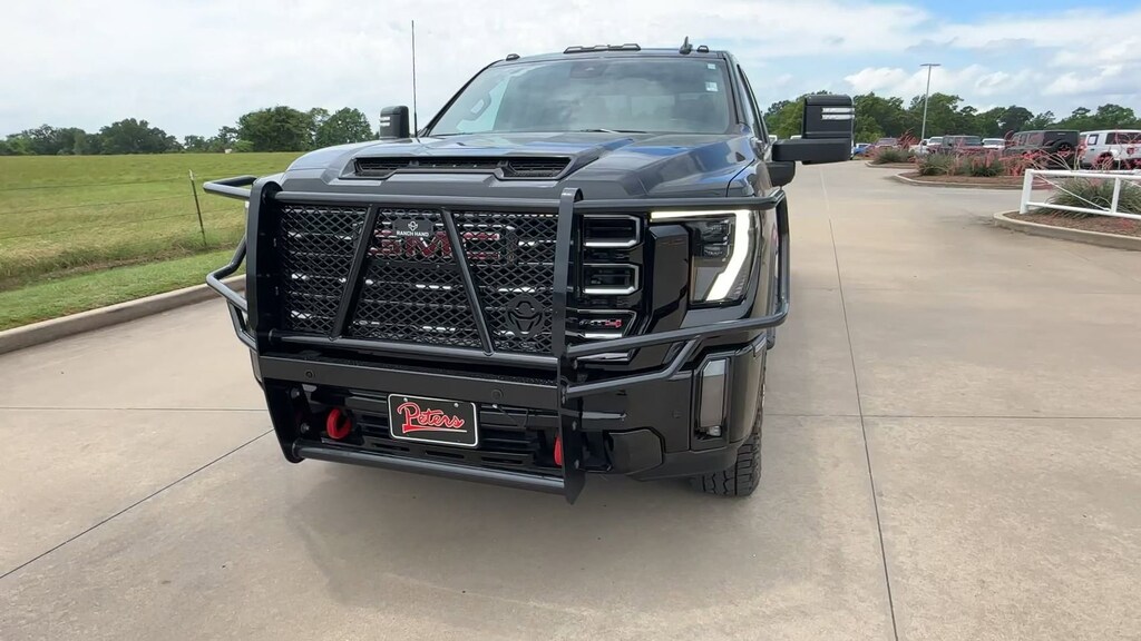 Used 2024 GMC Sierra 2500HD AT4 4WD Crew Cab 172 AT4