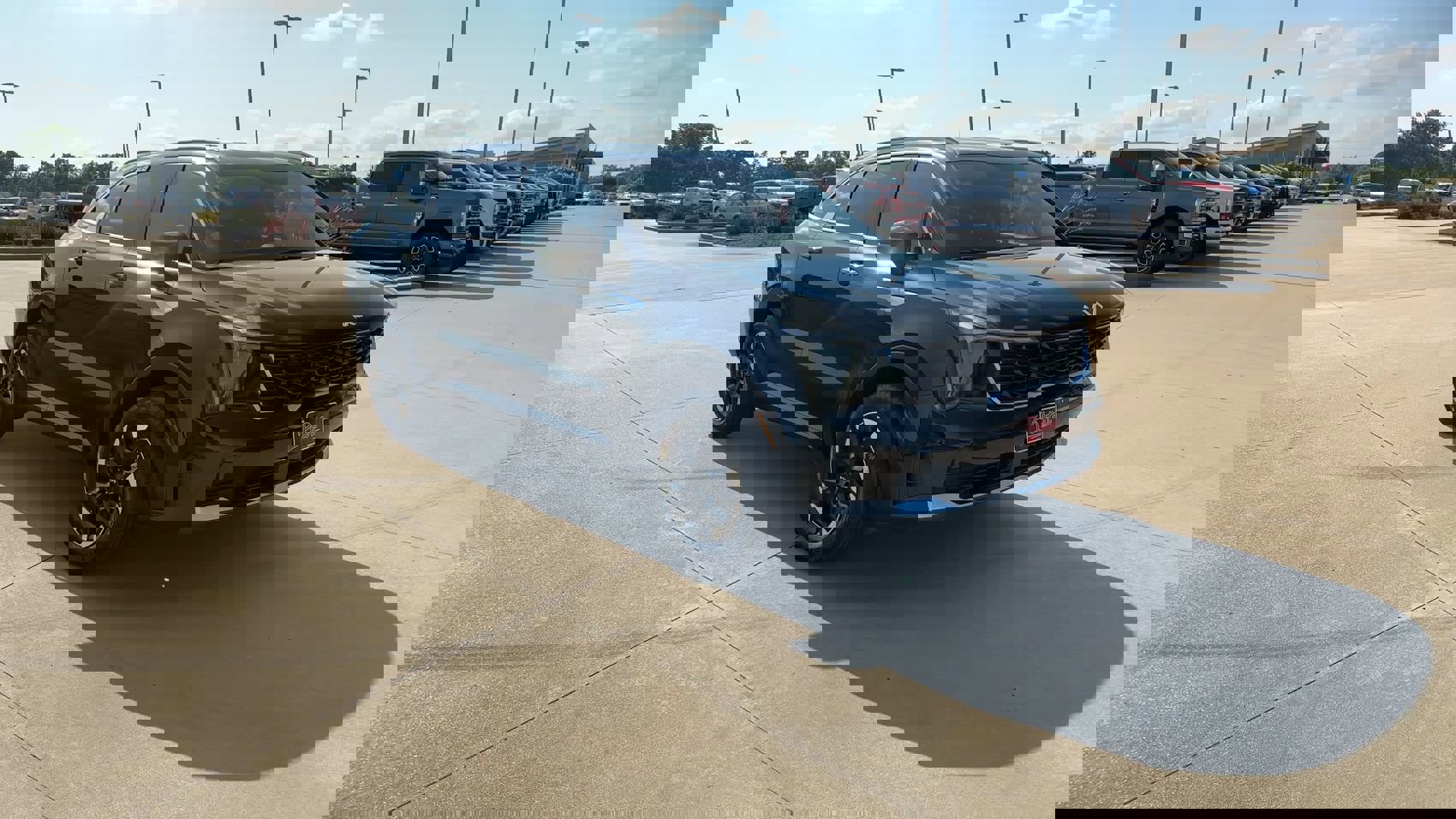 2024 Kia Sorento S photo 2