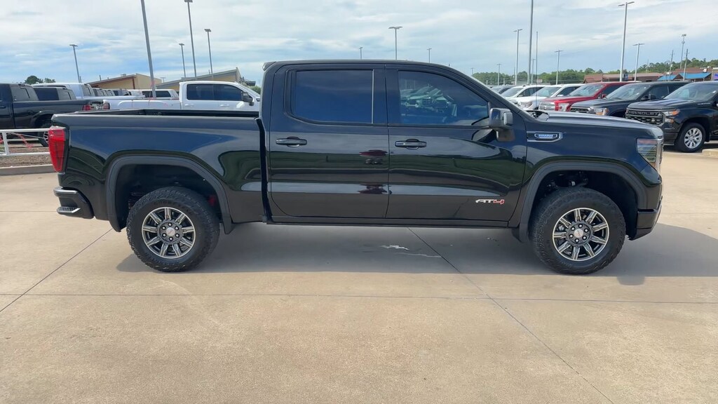 Used 2024 GMC Sierra 1500 AT4 4WD Crew Cab 147 AT4