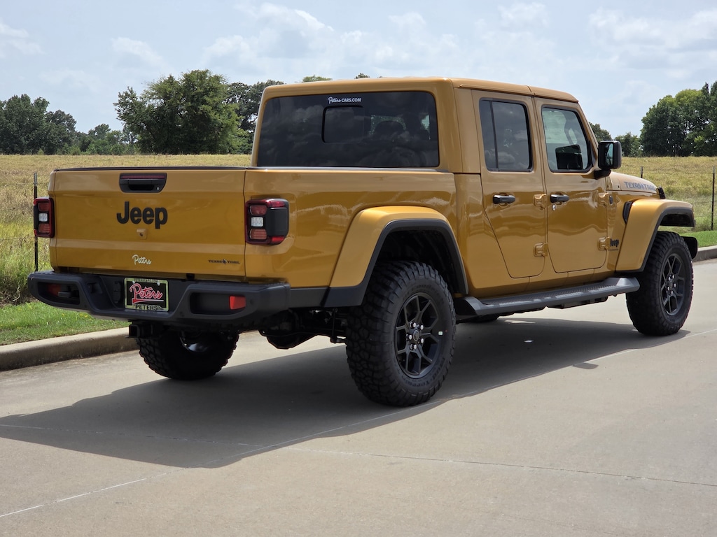 New 2026 Jeep Gladiator Sport Pickup