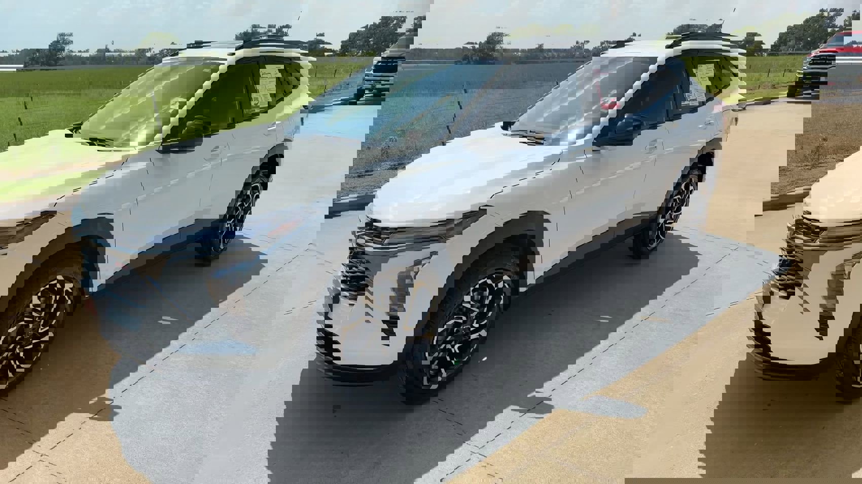 2025 Chevrolet Trax photo 4