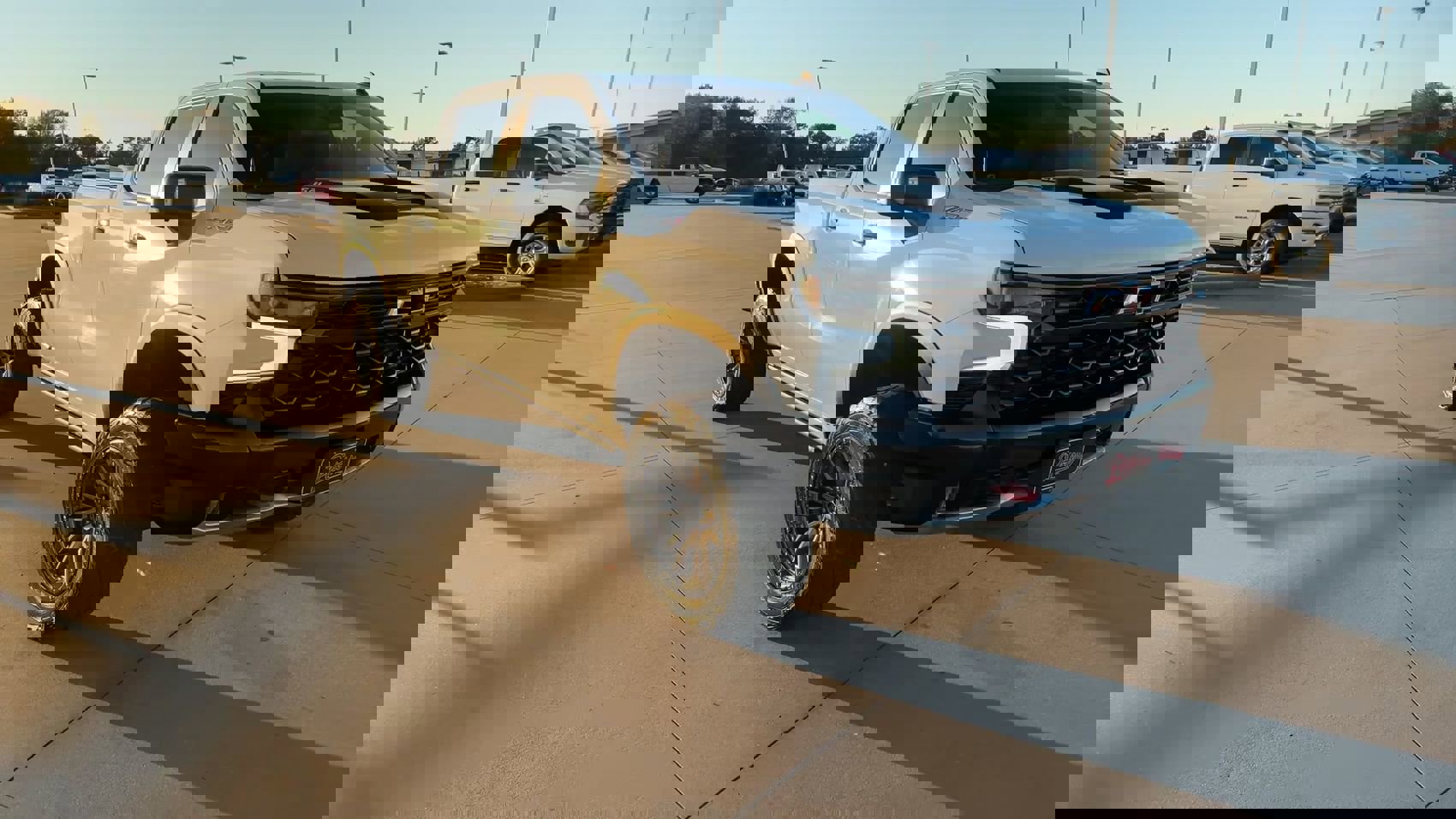 2023 Chevrolet Silverado 1500 ZR2 photo 3