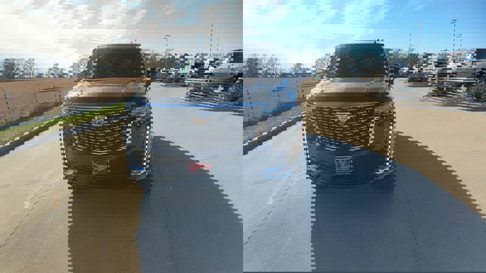 2023 Cadillac Escalade ESV Premium Luxury photo 3