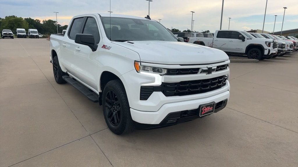 Used 2024 Chevrolet Silverado 1500 RST 4WD Crew Cab 147 RST
