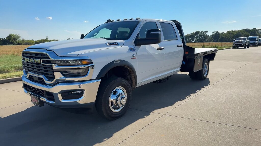 New 2026 Ram 3500 Chassis Cab Tradesman/Big Horn Pickup