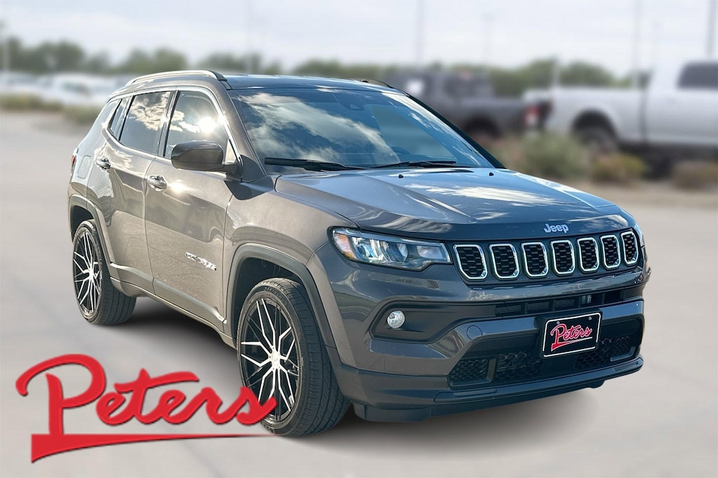 Used 2024 Jeep Compass Latitude Latitude 4x4