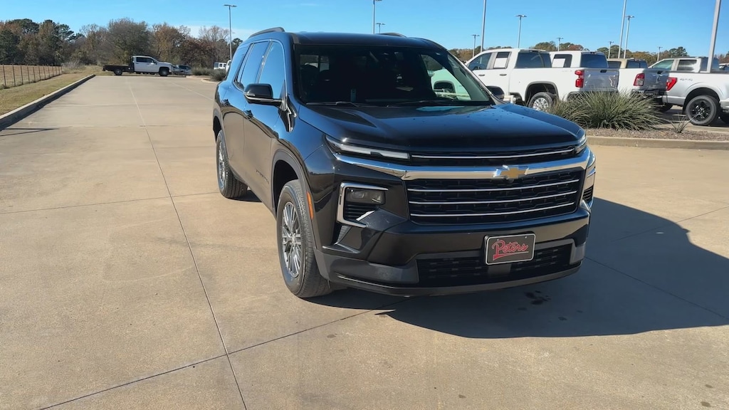 Used 2024 Chevrolet Traverse AWD LT LT w/2LT