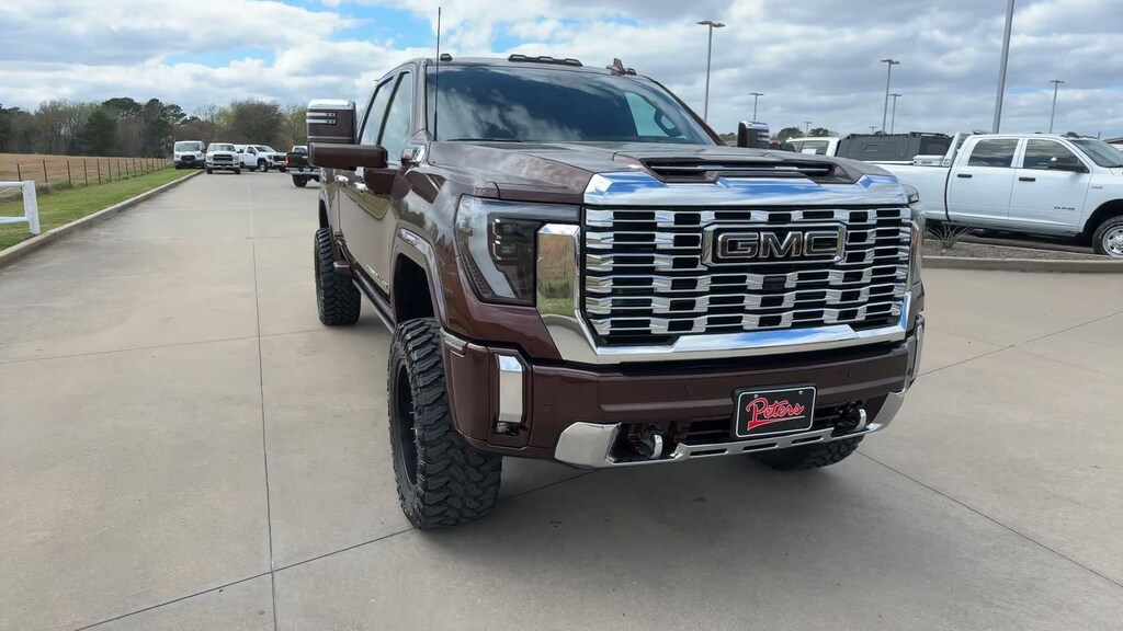 Used 2024 GMC Sierra 2500HD Denali 4WD Crew Cab 159 Denali