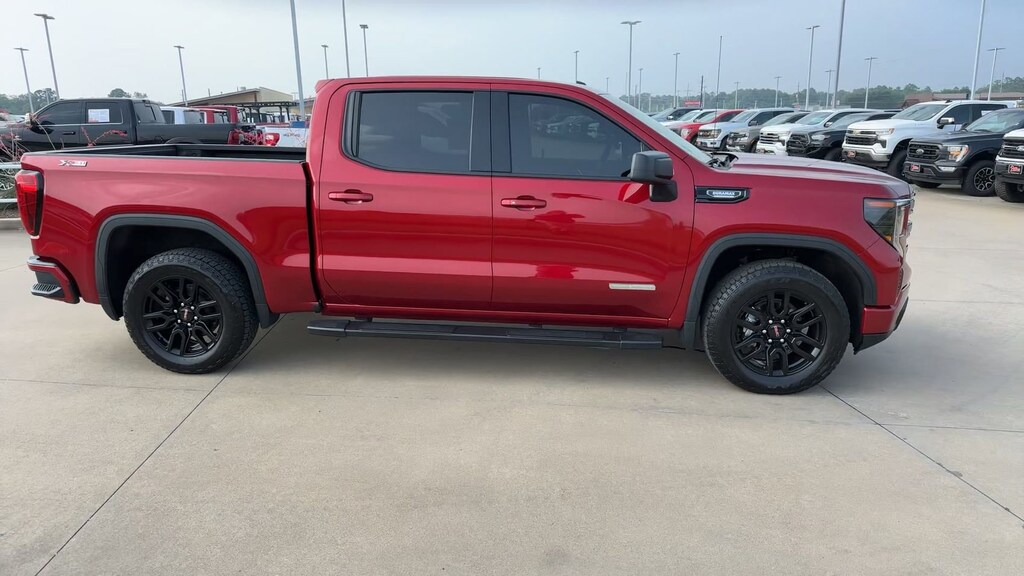 Used 2023 GMC Sierra 1500 Elevation 4WD Crew Cab 147 Elevation w/3SB