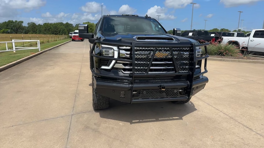 Used 2024 Chevrolet Silverado 3500HD High Country 4WD Crew Cab 172 High Country