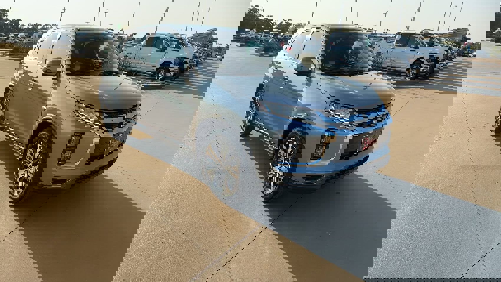 2024 Mitsubishi Outlander Sport S photo 3