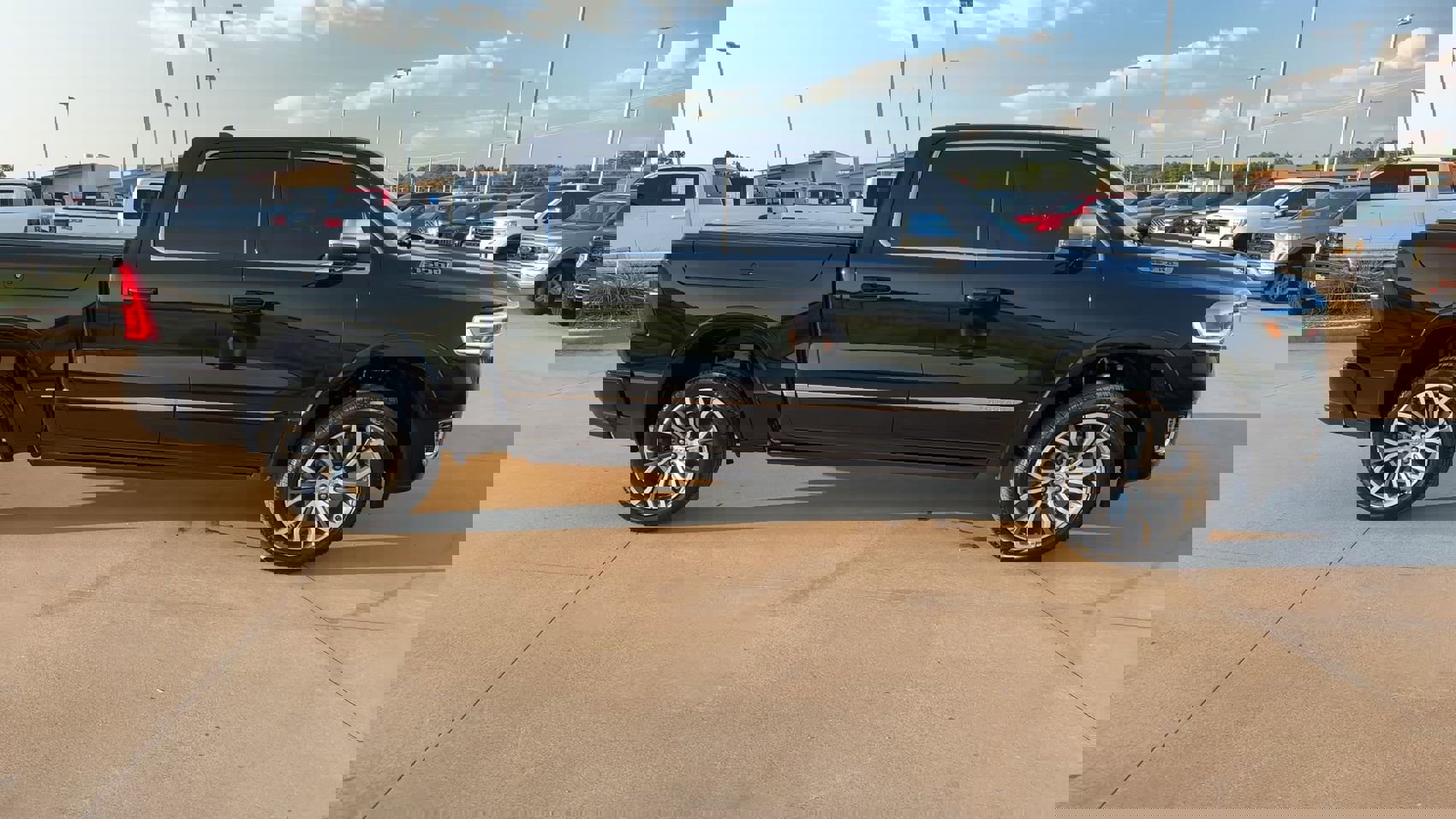 2025 Ram 1500 photo 2