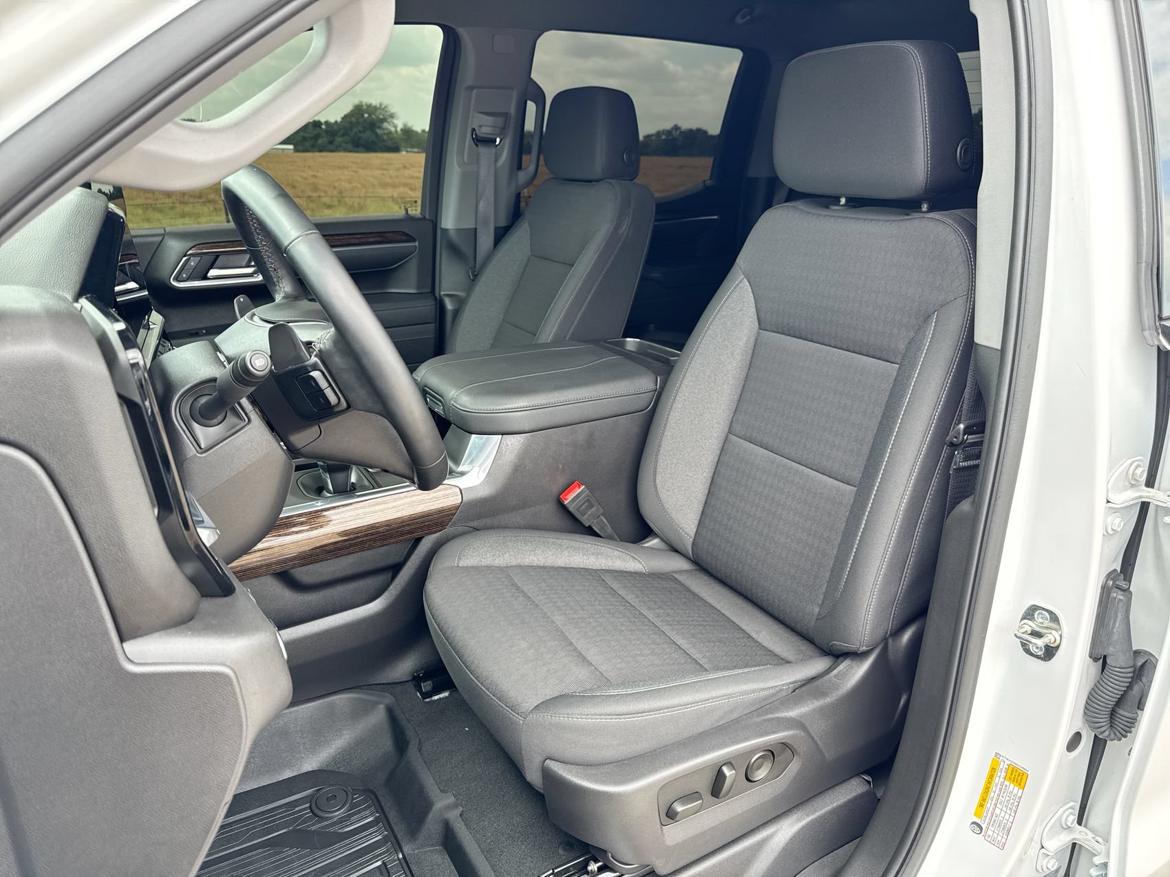 2025 GMC Sierra 1500 Elevation - Photo 11