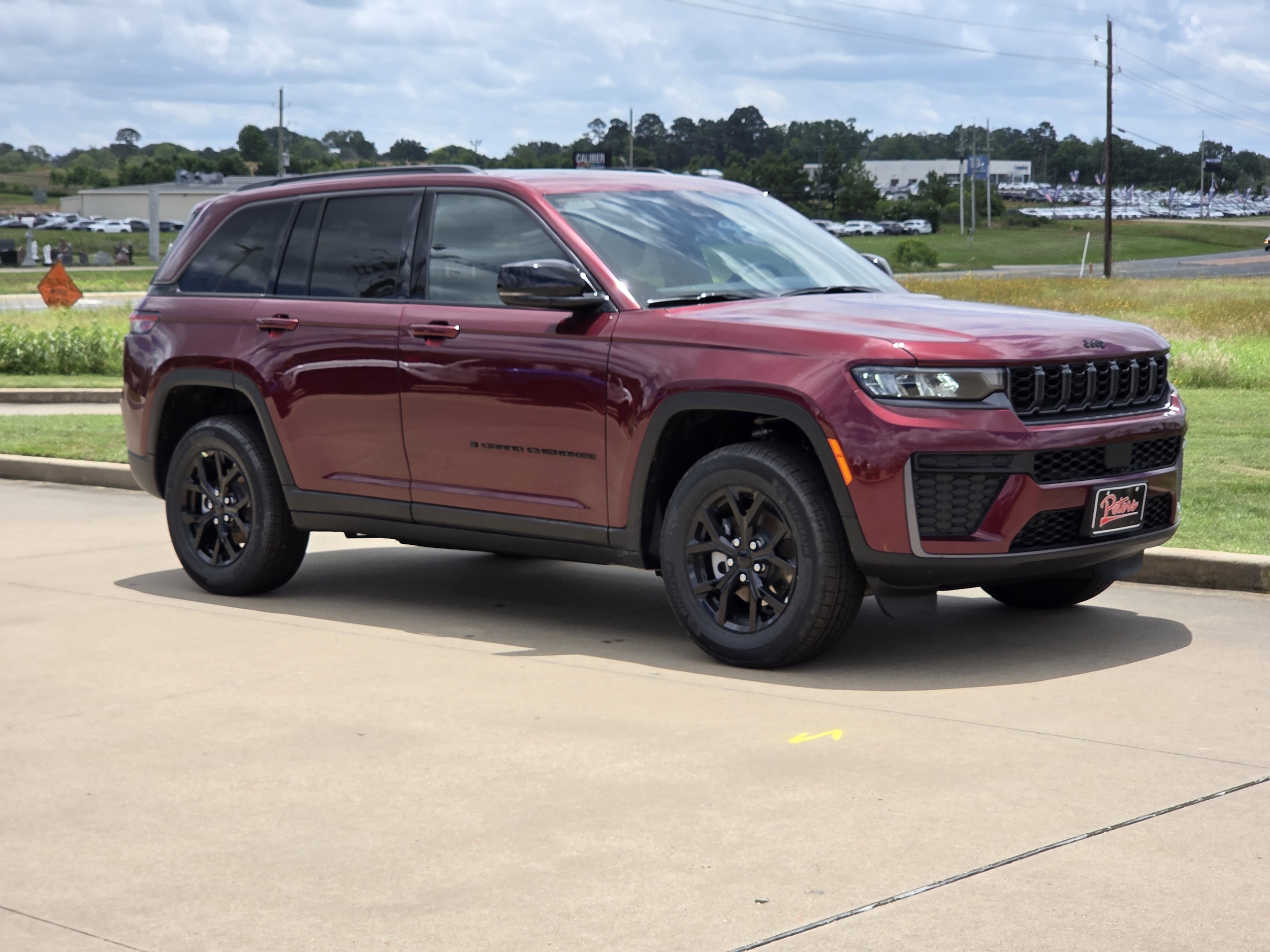 New 2026 Jeep Grand Cherokee Laredo
