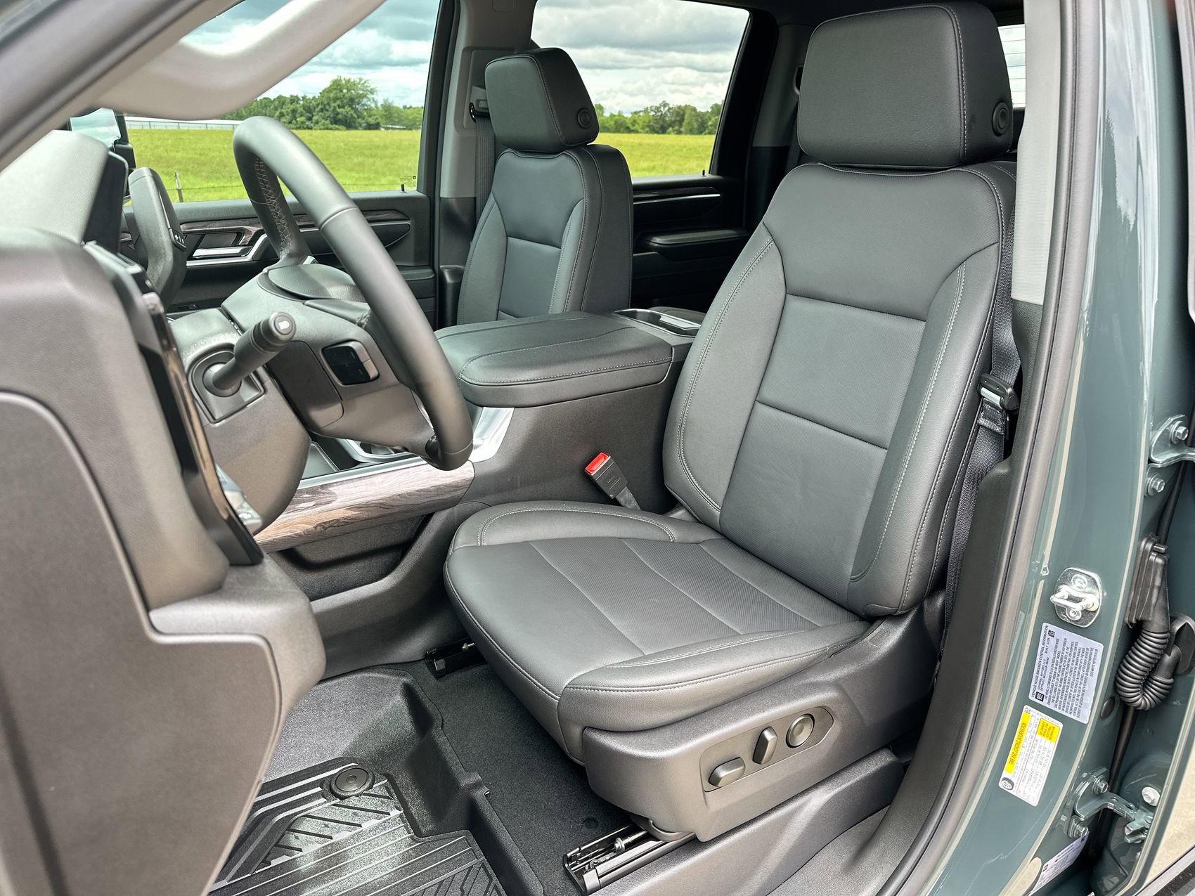 2026 Chevrolet Silverado 2500HD LTZ - Photo 11