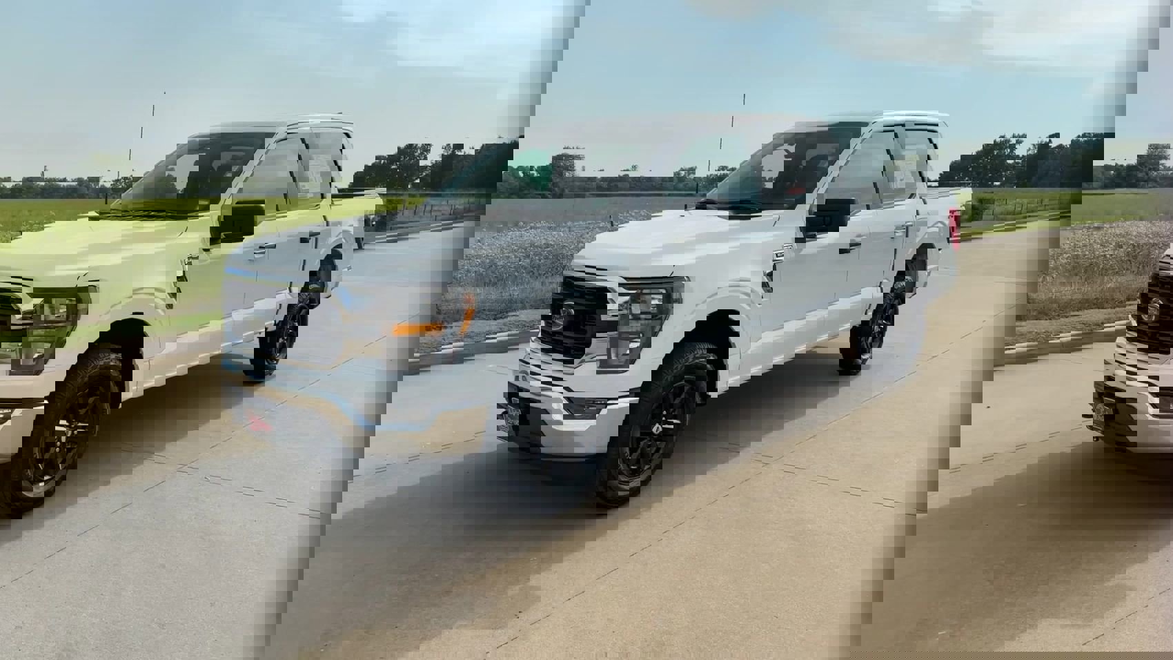 2023 Ford F-150 XLT photo 4