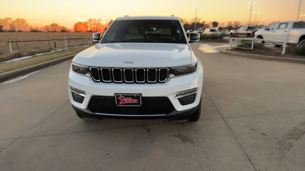 Used 2025 Jeep Grand Cherokee Limited Limited 4x2