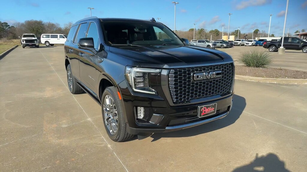Used 2023 GMC Yukon Denali Ultimate 4WD Denali Ultimate