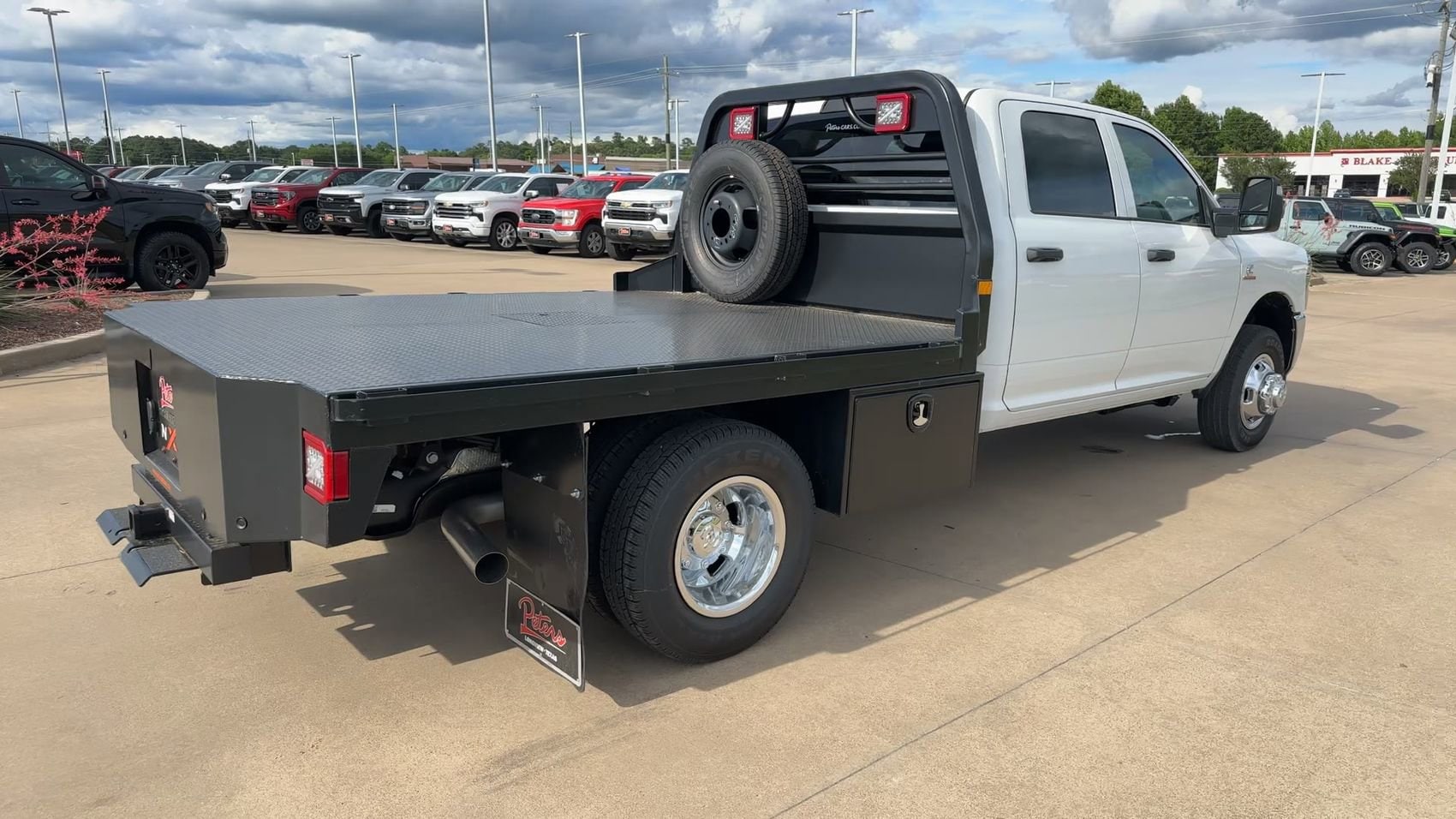 2026 RAM 3500 Chassis Tradesman - Photo 8