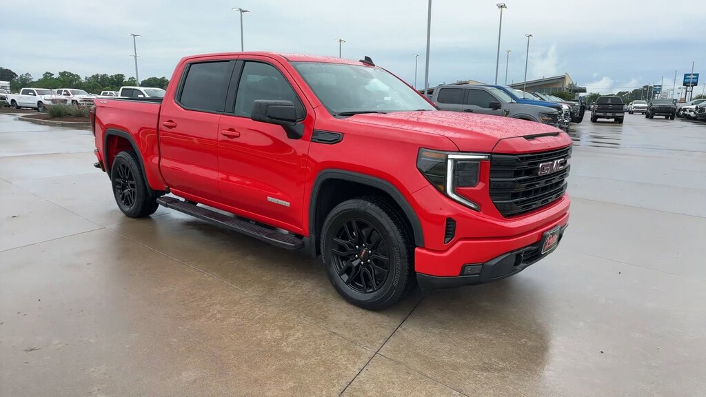 Used 2024 GMC Sierra 1500 Elevation 4WD Crew Cab 147 Elevation w/3VL