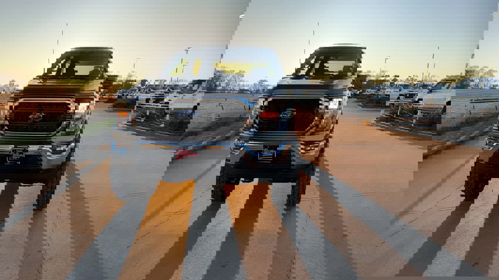 2023 Ford F-150 XLT photo 3