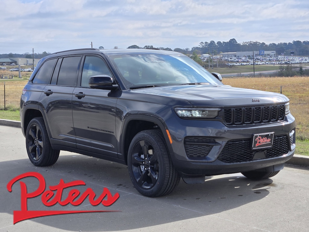 New 2025 Jeep Grand Cherokee Laredo Sport Utility