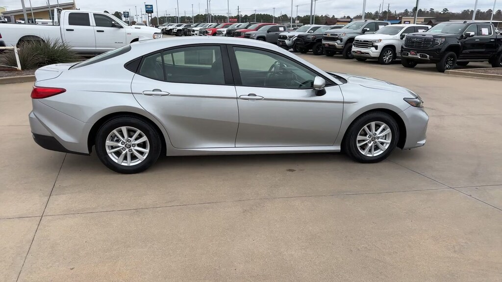 Used 2025 Toyota Camry LE LE
