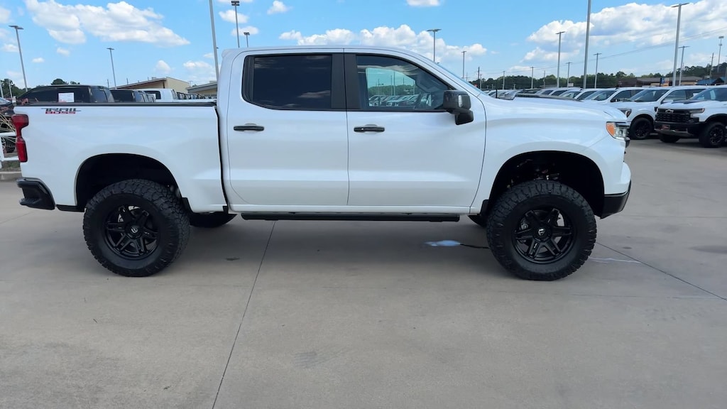Used 2022 Chevrolet Silverado 1500 LT Trail Boss 4WD Crew Cab 147 LT Trail Boss