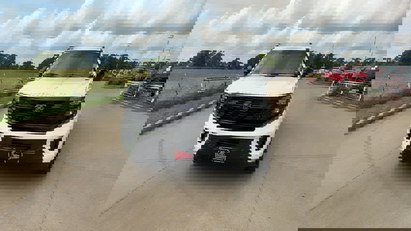 2025 Ford Expedition photo 3