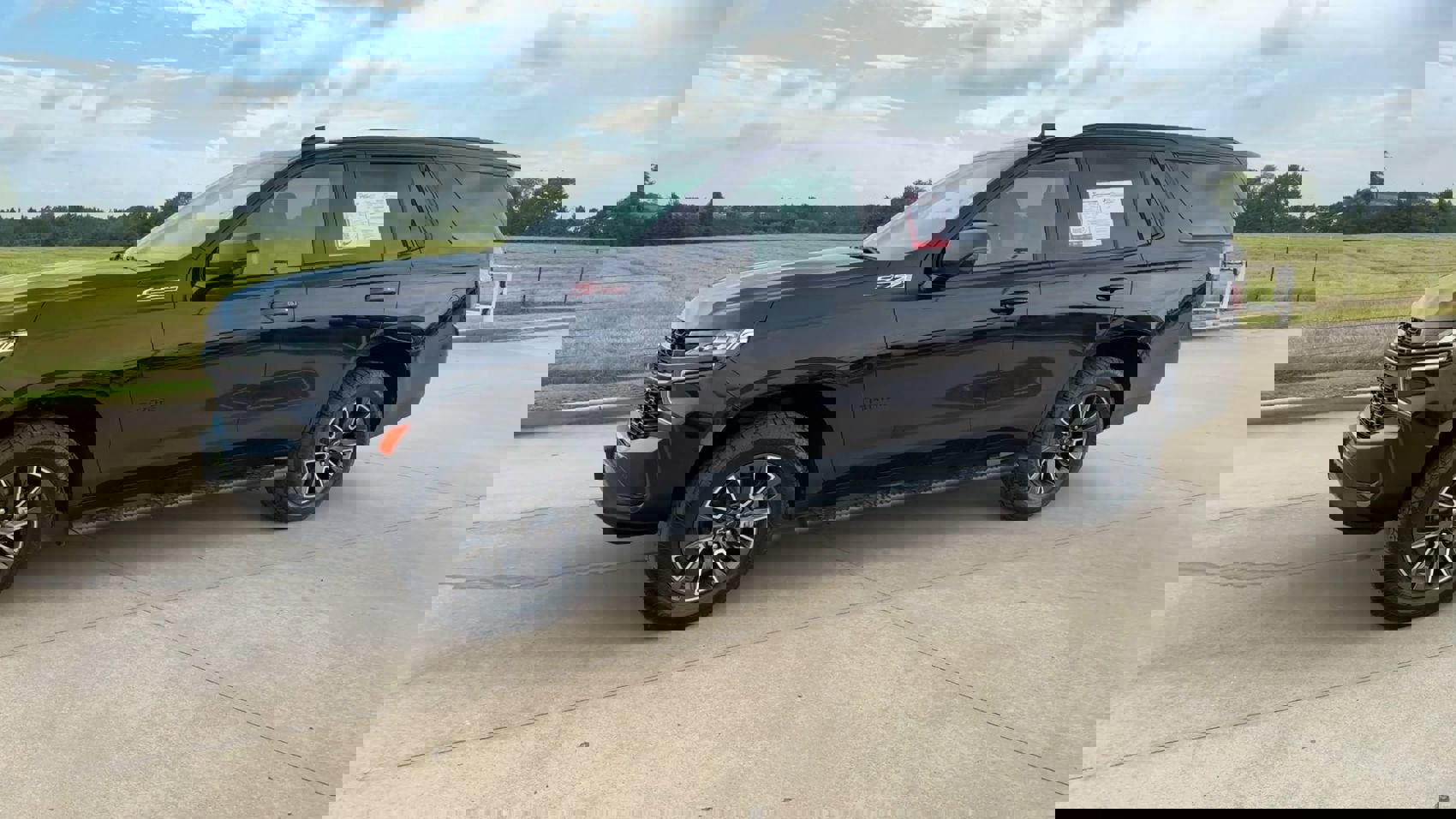 2021 Chevrolet Tahoe Z71 photo 4