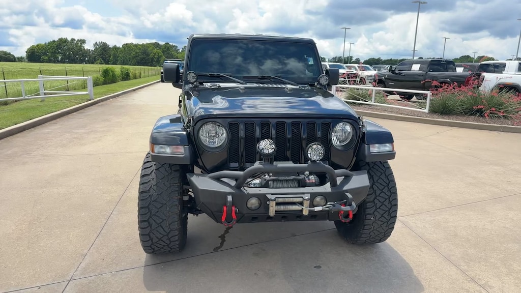 Used 2020 Jeep Wrangler Unlimited Sahara Sahara 4x4