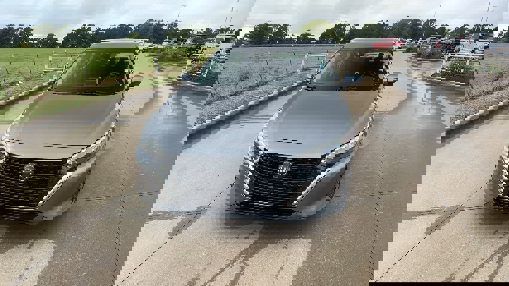 2024 Nissan Sentra SV photo 4
