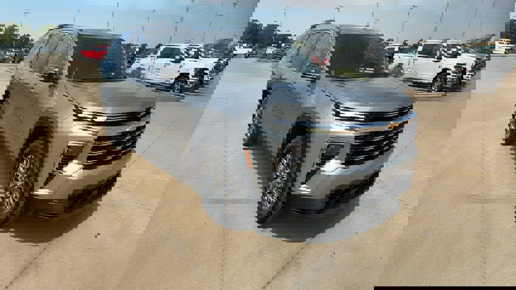 2025 Chevrolet Traverse 1LT photo 3