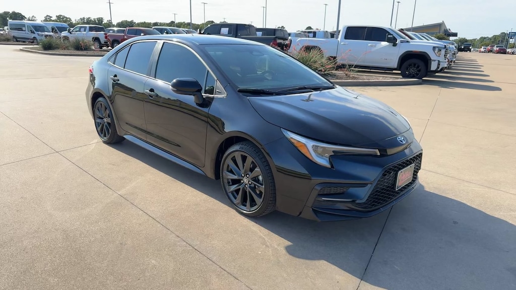 Used 2025 Toyota Corolla SE SE CVT