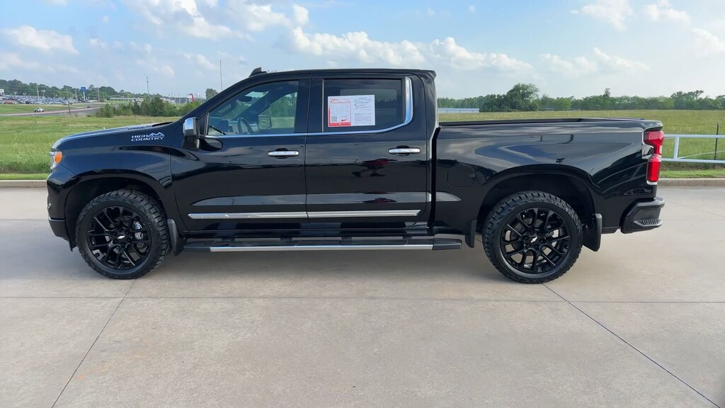 Used 2023 Chevrolet Silverado 1500 High Country 4WD Crew Cab 147 High Country