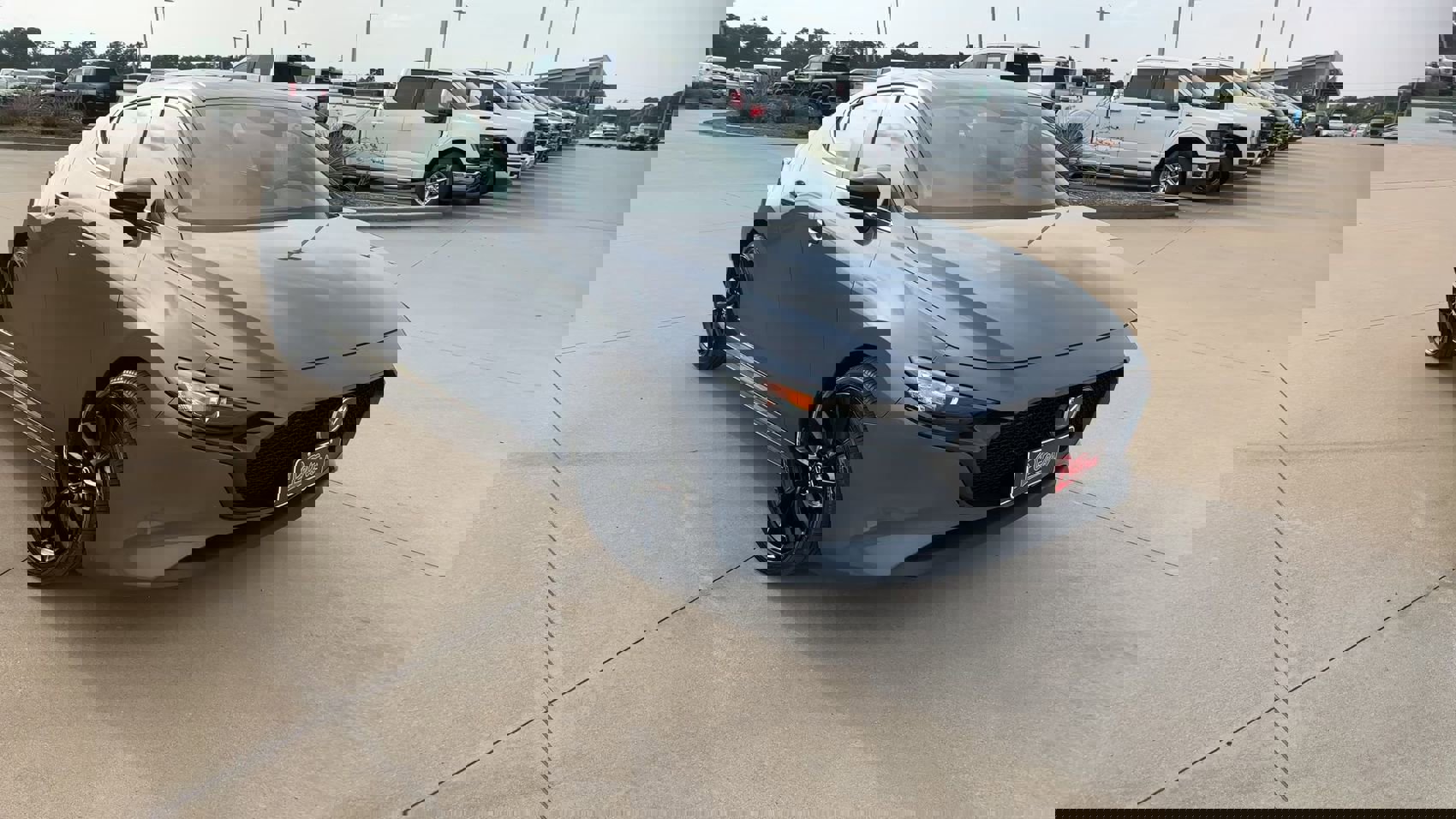 2024 Mazda Mazda3 Hatchback 2.5 s Carbon photo 3