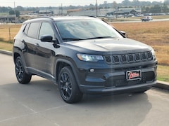 New 2026 Jeep Compass Latitude Sport Utility 3C4NJDBN6TT151046 26D226 in Longview, TX