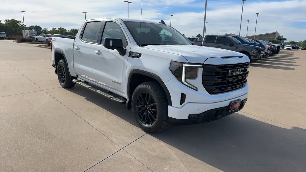 Used 2024 GMC Sierra 1500 Elevation 4WD Crew Cab 147 Elevation w/3SB