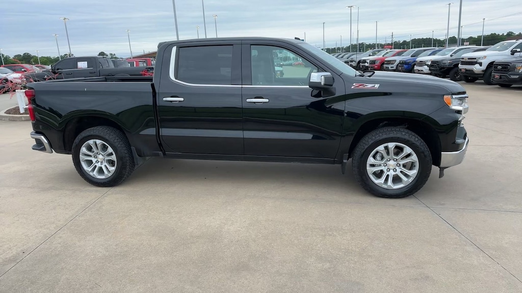 Used 2025 Chevrolet Silverado 1500 LTZ 4WD Crew Cab 147 LTZ