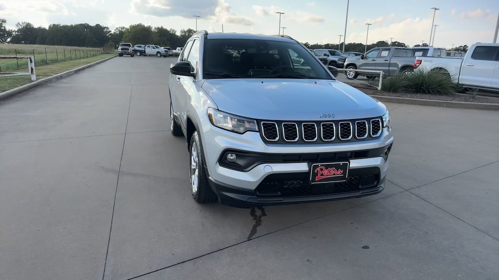 New 2025 Jeep Compass Latitude Sport Utility