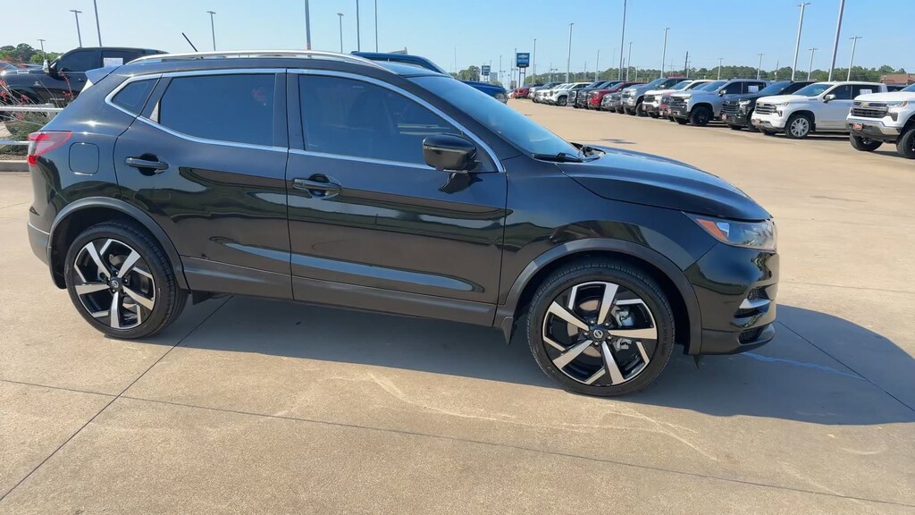 Used 2022 Nissan Rogue Sport SL AWD SL