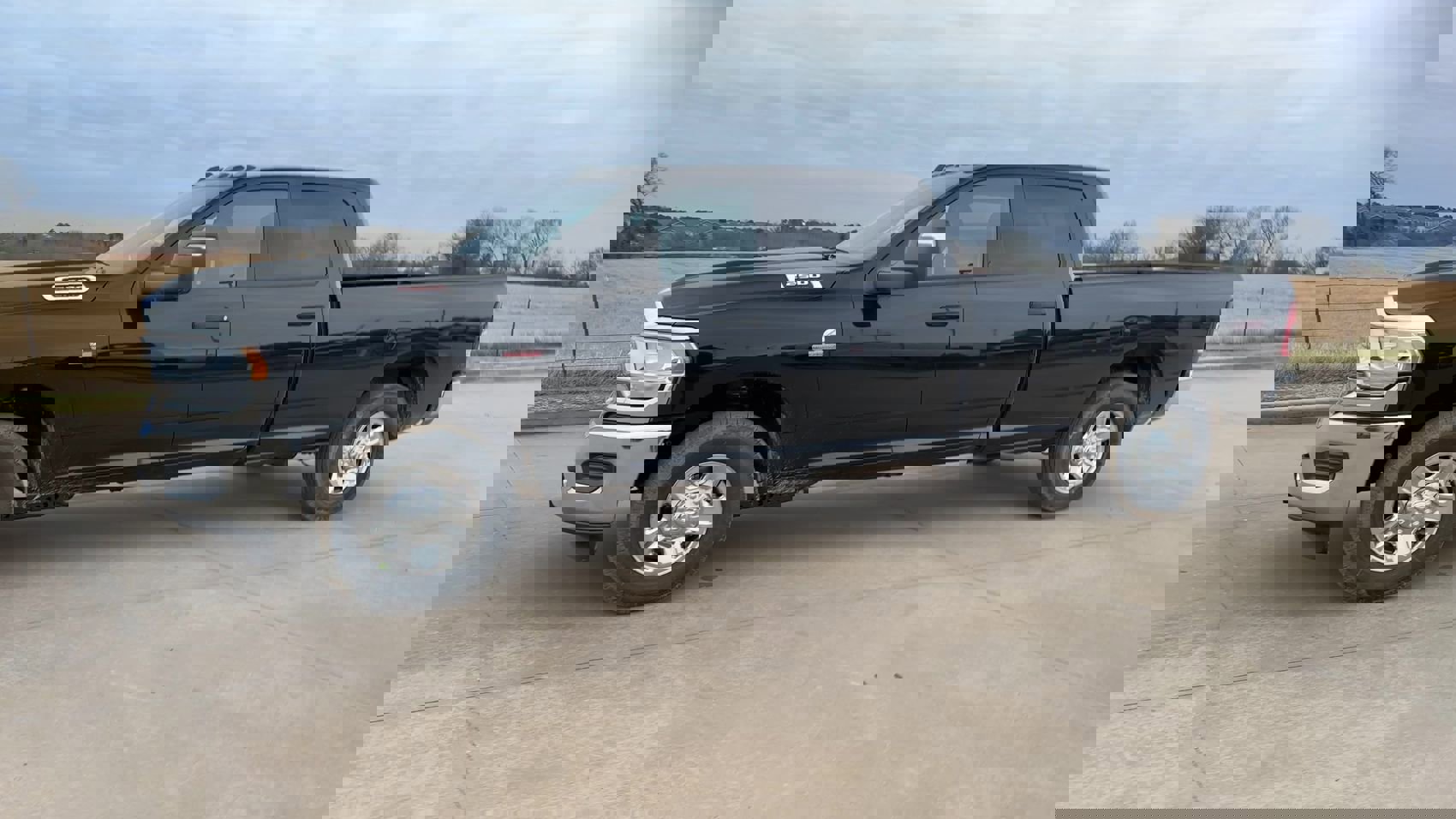 2024 Ram 2500 Tradesman photo 4
