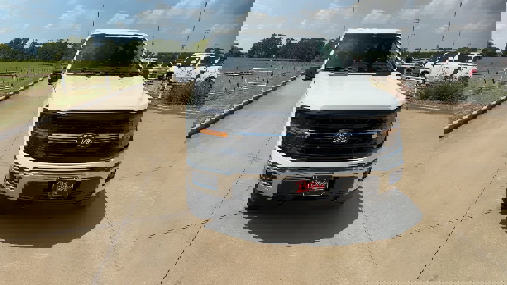 2024 Ford F-150 XLT photo 2