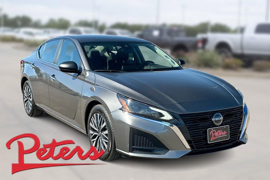 Used 2025 Nissan Altima SV SV FWD