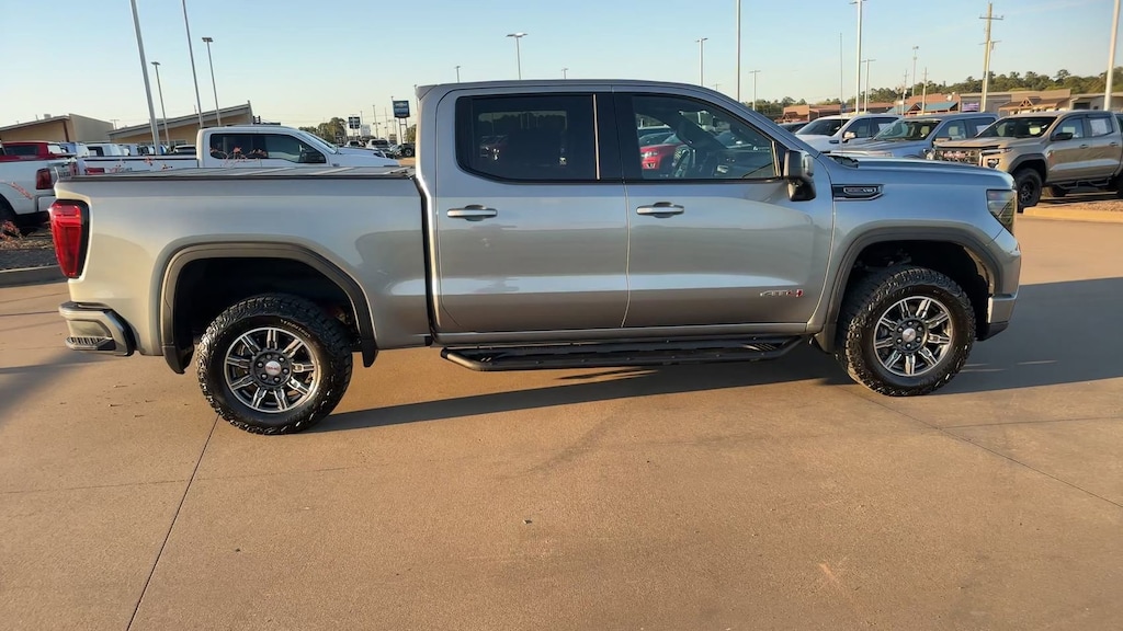 Used 2024 GMC Sierra 1500 AT4 4WD Crew Cab 147 AT4