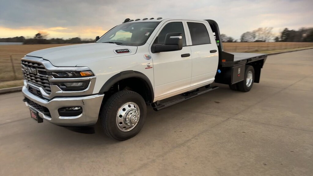 New 2026 Ram 3500 Chassis Cab Tradesman/Big Horn Pickup