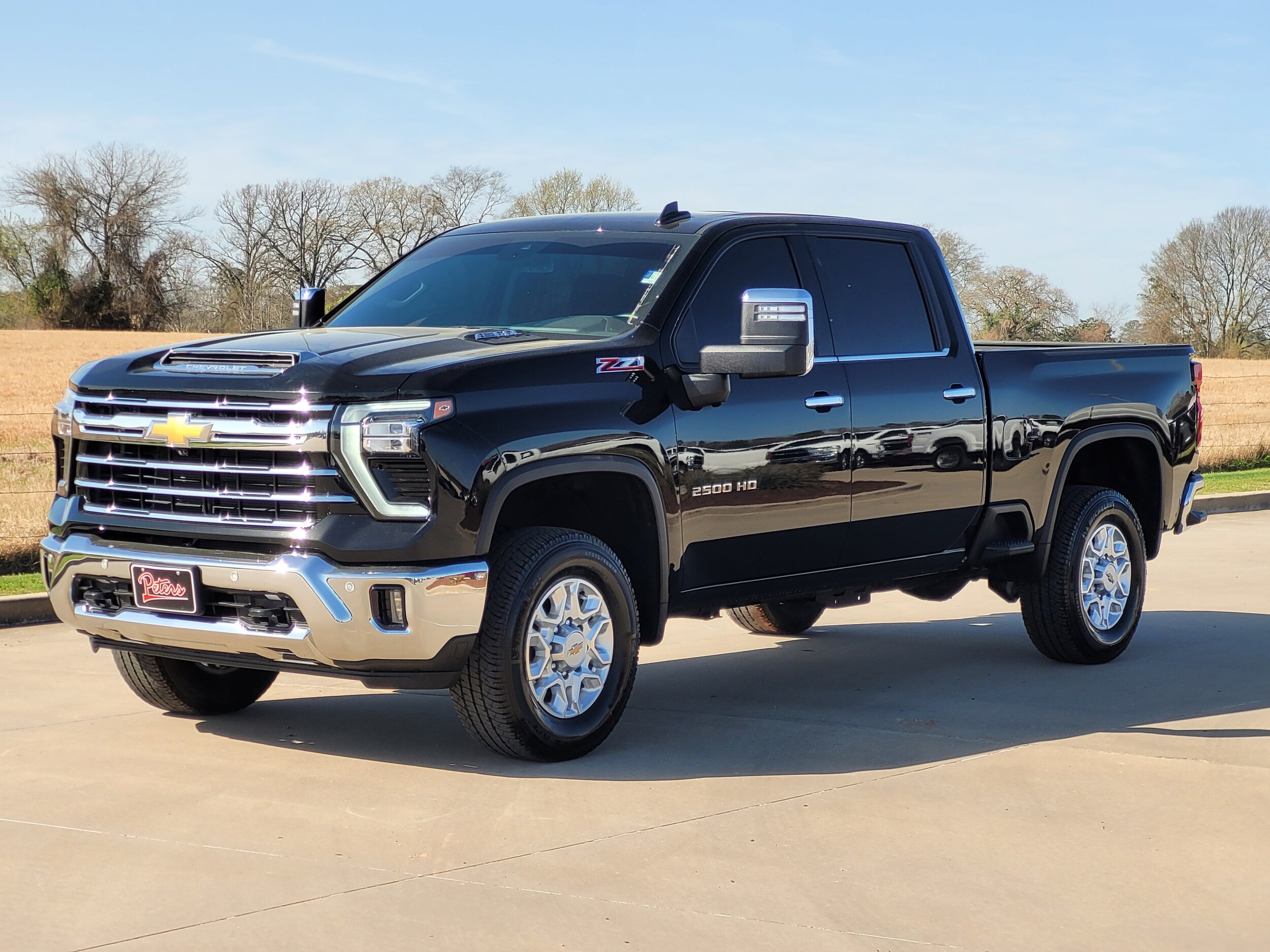 2024 Chevrolet Silverado 2500HD LTZ photo 3