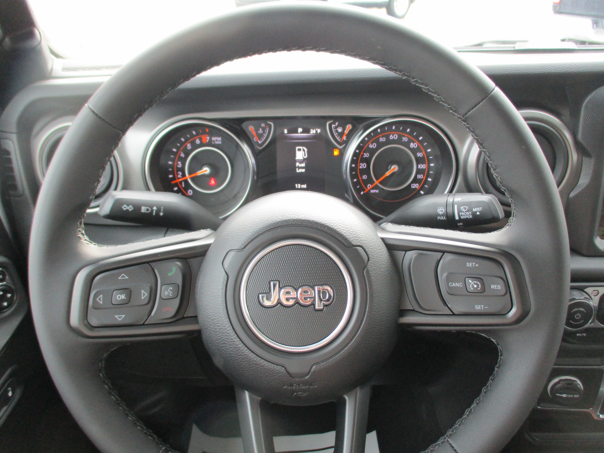 2023 Jeep Gladiator Sport S - Photo 16
