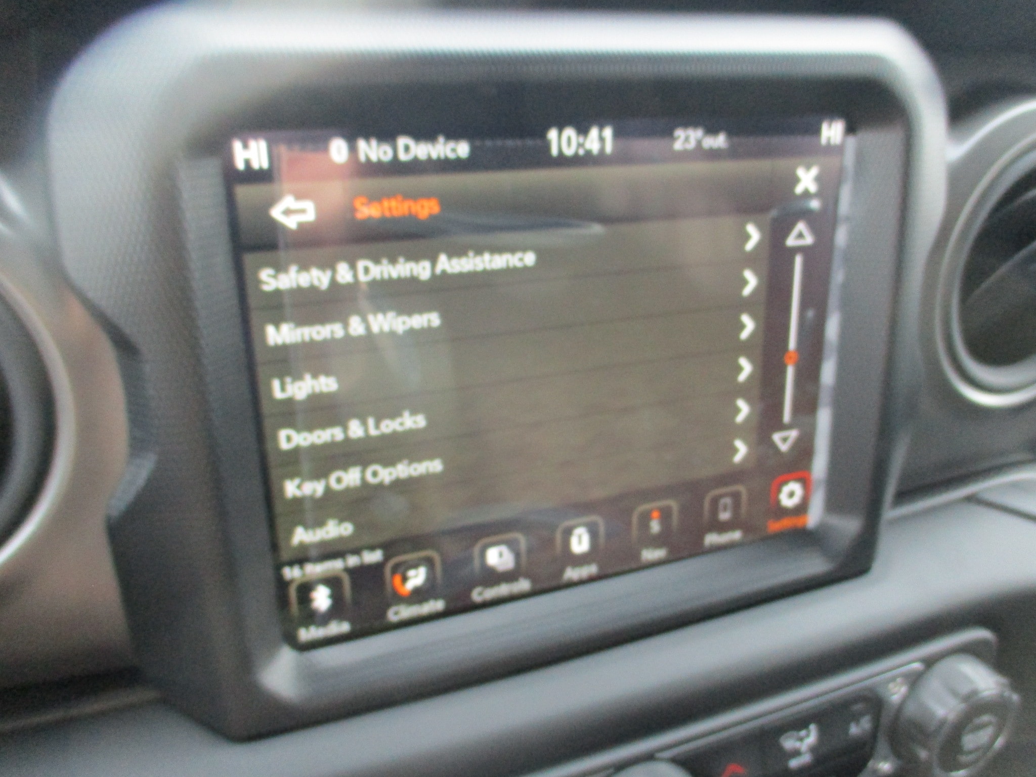 2023 Jeep Gladiator Sport S - Photo 28