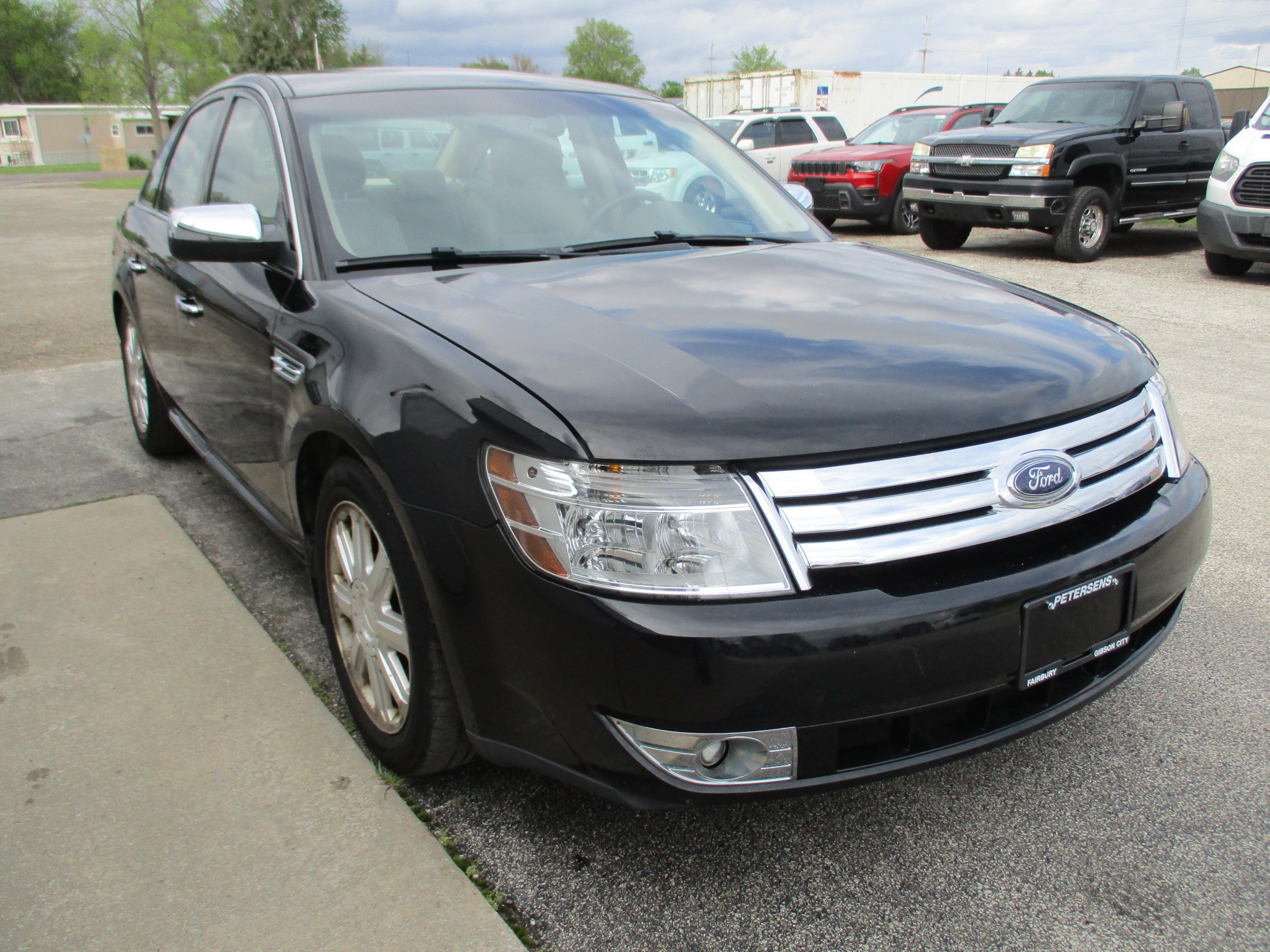 2008 Ford Taurus Limited's photo